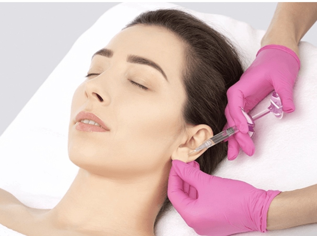 Earlobe Regeneration with Hyaluronic acid